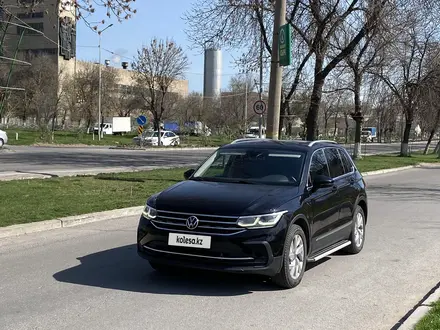 Volkswagen Tiguan 2021 года за 18 000 000 тг. в Шымкент – фото 2