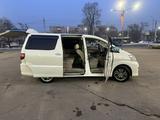 Toyota Alphard 2006 годаүшін5 600 000 тг. в Алматы