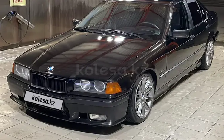 BMW 320 1994 годаүшін2 700 000 тг. в Атырау