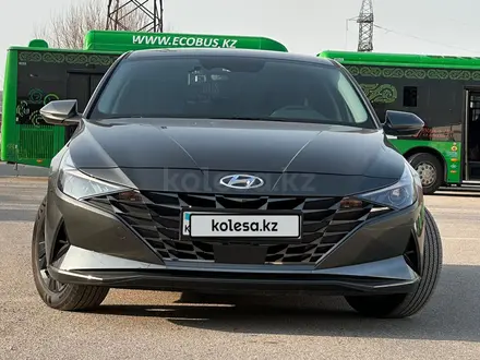 Hyundai Avante 2022 года за 11 500 000 тг. в Алматы – фото 2