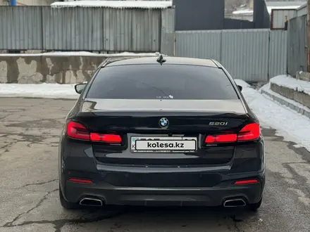 BMW 520 2022 года за 22 500 000 тг. в Алматы – фото 9