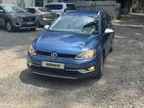 Volkswagen Golf 2017 года за 9 000 000 тг. в Алматы – фото 2