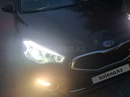 Kia K7 2014 года за 9 500 000 тг. в Алматы – фото 2