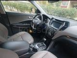 Hyundai Santa Fe 2017 года за 8 800 000 тг. в Актобе