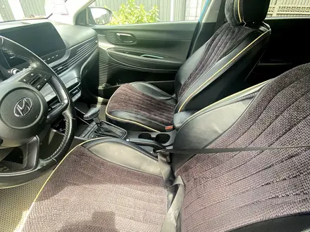 Hyundai Bayon 2023 года за 7 500 000 тг. в Алматы – фото 6