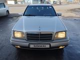 Mercedes-Benz C 180 1996 года за 2 400 000 тг. в Кокшетау – фото 2