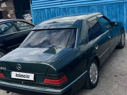 Mercedes-Benz E 230 1993 года за 1 300 000 тг. в Тараз