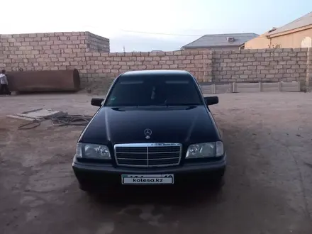 Mercedes-Benz C 180 2000 года за 3 200 000 тг. в Актау – фото 2