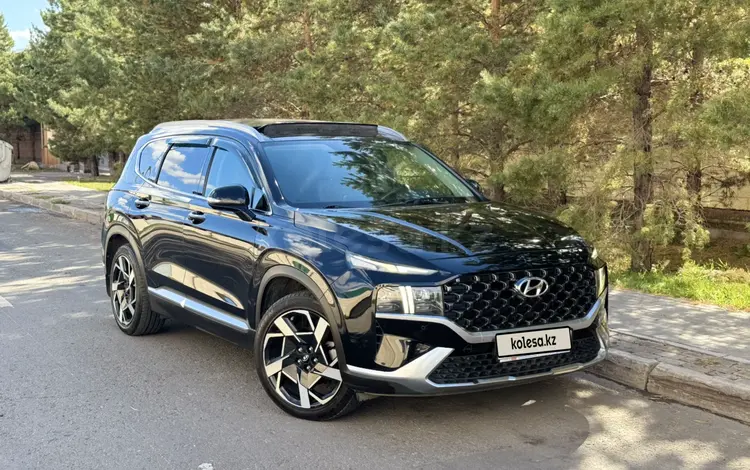Hyundai Santa Fe 2023 года за 14 600 000 тг. в Астана