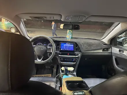 Hyundai Sonata 2020 года за 7 300 000 тг. в Шымкент – фото 15