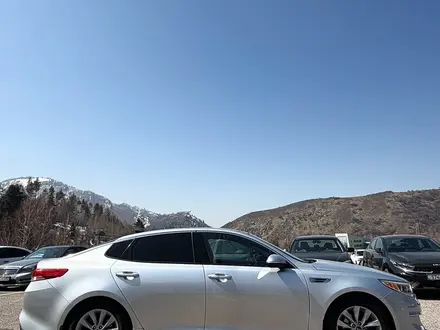 Kia Optima 2017 года за 7 600 000 тг. в Алматы – фото 3