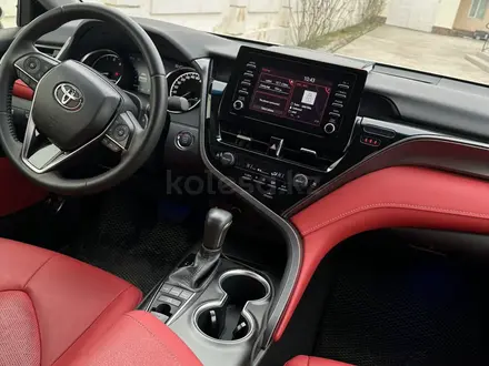 Toyota Camry 2022 года за 24 000 000 тг. в Шымкент – фото 9