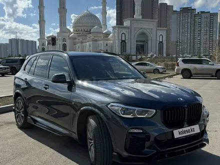 BMW X5 2020 года за 40 000 000 тг. в Астана