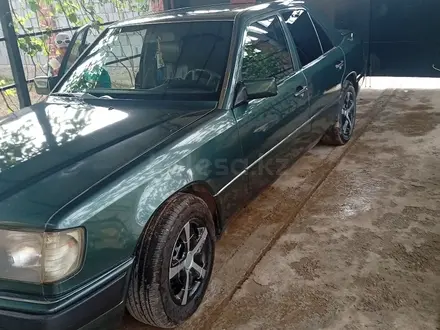 Mercedes-Benz E 230 1990 года за 1 000 000 тг. в Шымкент – фото 2