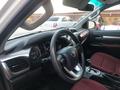 Toyota Hilux 2023 годаfor21 500 000 тг. в Атырау – фото 10