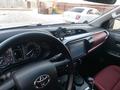 Toyota Hilux 2023 годаfor21 500 000 тг. в Атырау – фото 13