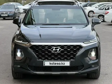 Hyundai Santa Fe 2019 года за 15 500 000 тг. в Шымкент – фото 3