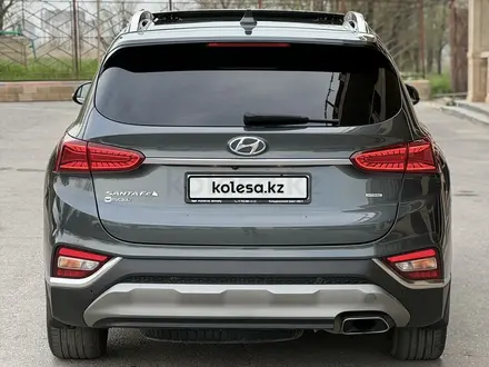 Hyundai Santa Fe 2019 года за 15 500 000 тг. в Шымкент – фото 4