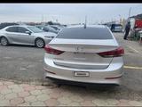 Hyundai Elantra 2016 года за 4 800 000 тг. в Туркестан – фото 2