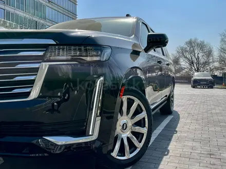 Cadillac Escalade Premium Luxury Platinum ESV 2022 года за 83 500 000 тг. в Алматы – фото 2