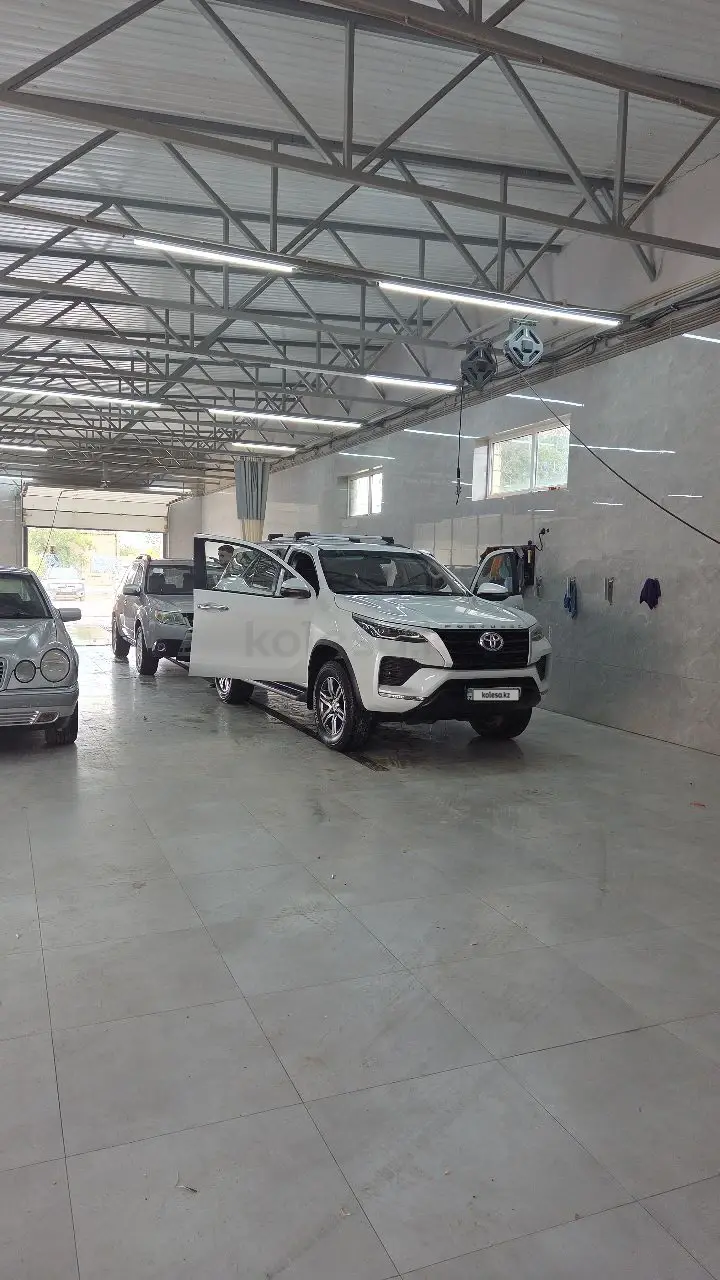 Toyota Fortuner, 2023