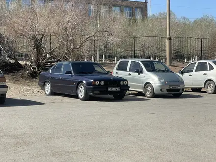 BMW 525 1992 года за 1 711 664 тг. в Шиели – фото 3