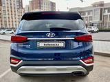 Hyundai Santa Fe 2019 годаүшін13 500 000 тг. в Караганда – фото 4