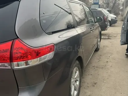 Toyota Sienna 2013 года за 10 500 000 тг. в Уральск – фото 5