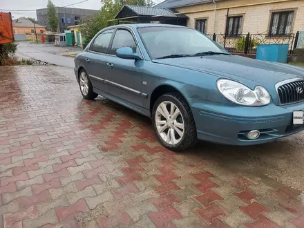 Hyundai Sonata 2002 года за 2 600 000 тг. в Шымкент – фото 6