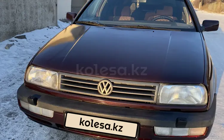 Volkswagen Vento 1993 года за 1 600 000 тг. в Семей