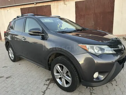 Toyota RAV4 2015 года за 10 850 000 тг. в Актау – фото 3