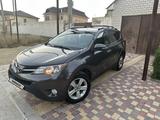 Toyota RAV4 2015 годаүшін10 850 000 тг. в Актау