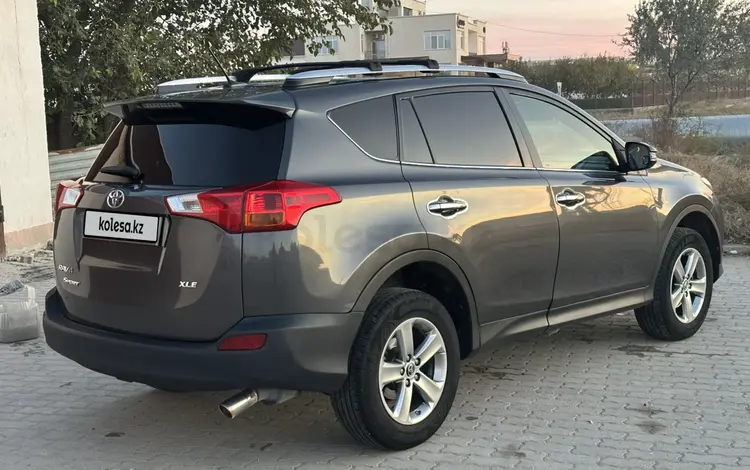 Toyota RAV4 2015 года за 10 850 000 тг. в Актау