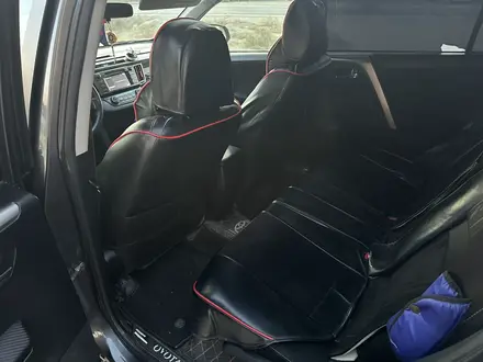 Toyota RAV4 2015 года за 10 850 000 тг. в Актау – фото 7