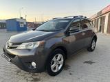 Toyota RAV4 2015 года за 10 850 000 тг. в Актау – фото 5