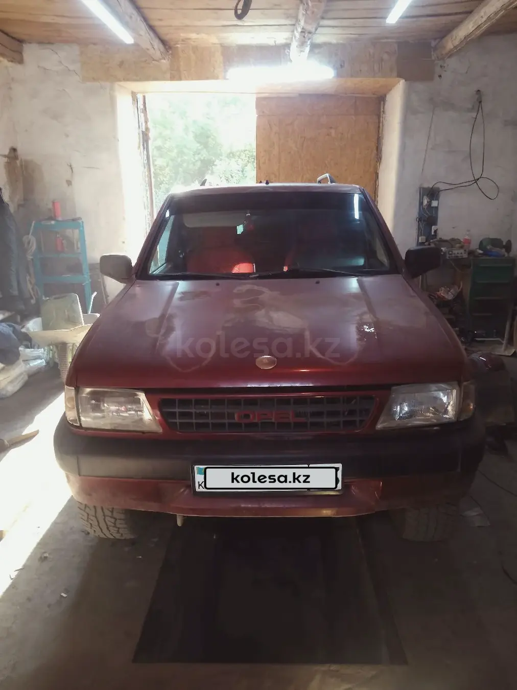 Opel Frontera, 1992