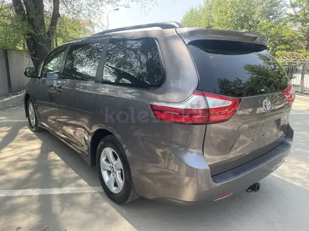 Toyota Sienna 2019 года за 17 300 000 тг. в Алматы – фото 7