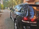 Volkswagen Touareg 2008 годаүшін7 500 000 тг. в Талдыкорган – фото 5