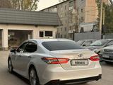 Toyota Camry 2019 года за 13 300 000 тг. в Алматы