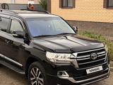 Toyota Land Cruiser 2016 года за 29 500 000 тг. в Актобе