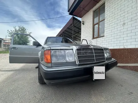 Mercedes-Benz E 230 1992 года за 1 900 000 тг. в Алматы – фото 31