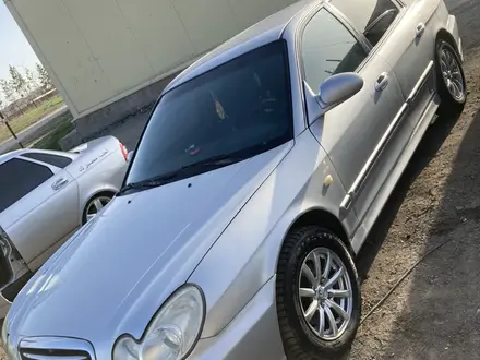 Hyundai Sonata 2004 года за 2 500 000 тг. в Рудный – фото 2