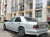 Mercedes-Benz E 220 1994 года за 1 250 000 тг. в Алматы – фото 2