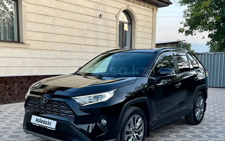 Toyota RAV4 2021 годаүшін18 450 000 тг. в Алматы