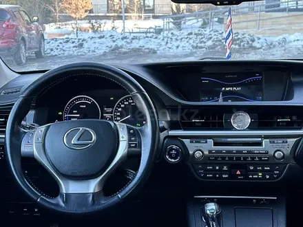 Lexus ES 300h 2013 года за 12 500 000 тг. в Алматы – фото 8