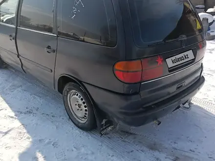 Volkswagen Sharan 1995 года за 2 200 000 тг. в Алматы – фото 3