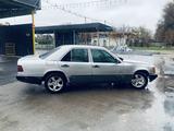 Mercedes-Benz E 200 1990 года за 1 000 000 тг. в Тараз – фото 2