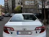 Toyota Camry 2014 года за 3 392 754 тг. в Тбилиси – фото 2