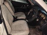 Mazda Familia 2000 года за 1 300 000 тг. в Курчум – фото 3