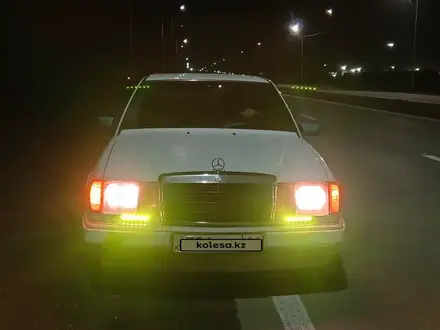 Mercedes-Benz E 200 1991 года за 1 200 000 тг. в Павлодар